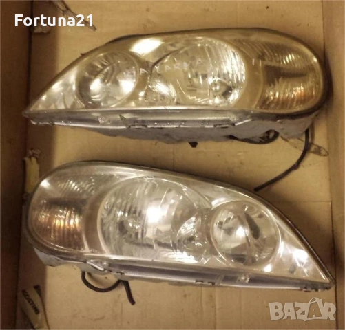 Kia Carnival -оригинални фарове