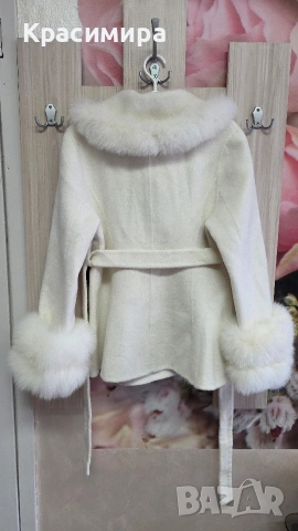 палто Chanel налично, снимка 2 - Палта, манта - 53304844