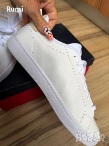 Оригинални нови мъжки кецове  Reebok Unisex Royal Complete Blanco G ! 44,5 н, снимка 7 - Футбол - 52188249