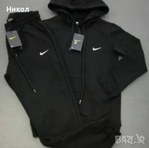 Дамски екипи Nike, снимка 9 - Спортни екипи - 48080274