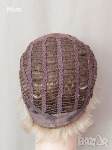 Къси перуки в различни цветове , снимка 17 - Аксесоари за коса - 51579138