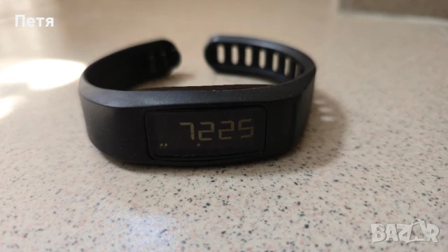 Фитнес гривна Garmin Vivofit 2 , снимка 6 - Фитнес уреди - 51106402