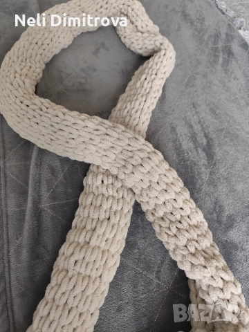 Едноцветен плетен шал, снимка 2 - Шалове - 52873105