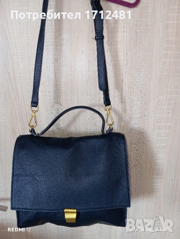 coccinelle leather чанта , снимка 2 - Чанти - 53363862