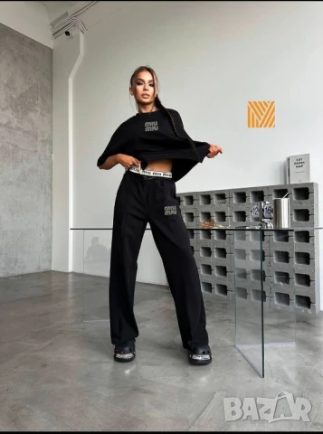 дамски екипи Miu Miu , снимка 3 - Спортни екипи - 50589639