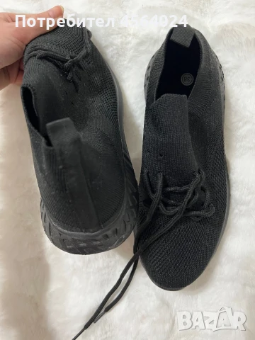 Дамски черни маратонки, снимка 5 - Маратонки - 51372317