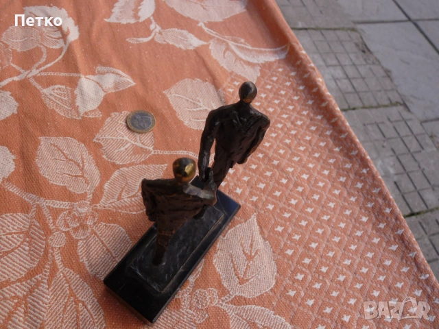 Стара бронзова статуетка пластика, снимка 4 - Антикварни и старинни предмети - 53129293