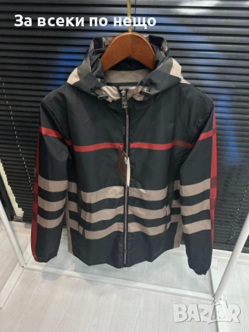 Burberry Мъжка Ветровка🔝Мъжко Пролетно Яке🔝Мъжко Есенно Яке - Различни Цветове Код NGHSP60, снимка 3 - Якета - 53785876