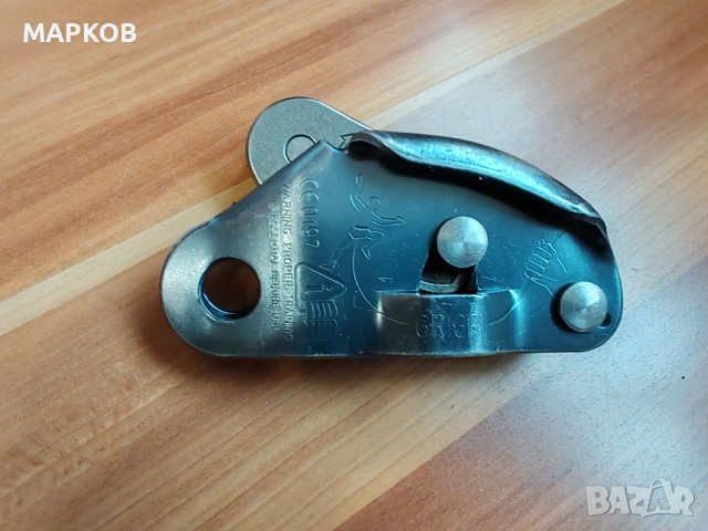 PETZL - Осигуряващо устройство GRIGRI, снимка 2 - Спортна екипировка - 52879241