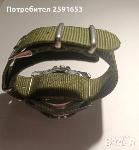 Часовник Хамилтон в зелен цвят, снимка 4 - Мъжки - 52031054