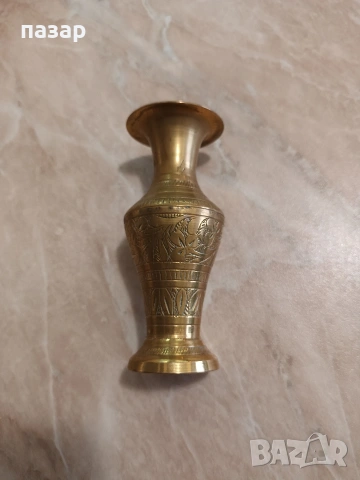 Бронзова вазичка за колекция, снимка 3 - Антикварни и старинни предмети - 53302125