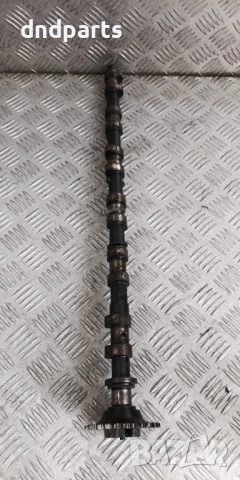 Разпределителен вал BMW E39 525D 2000г.	