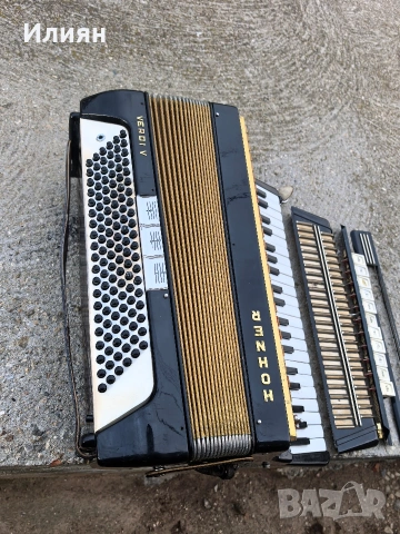 Акордеон, снимка 2 - Акордеони - 53103239
