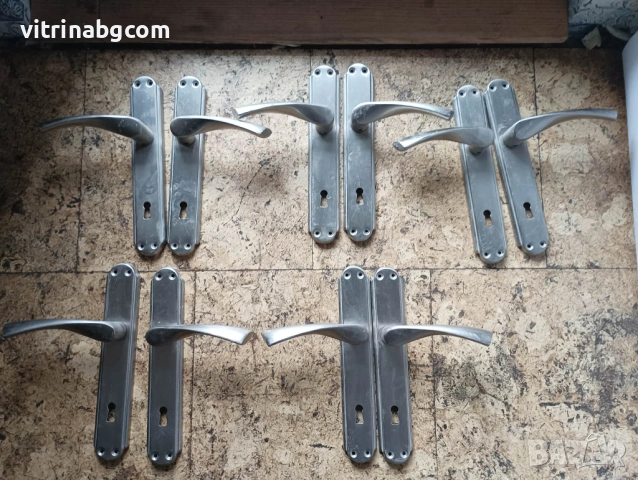 Дръжки за интериорни врата