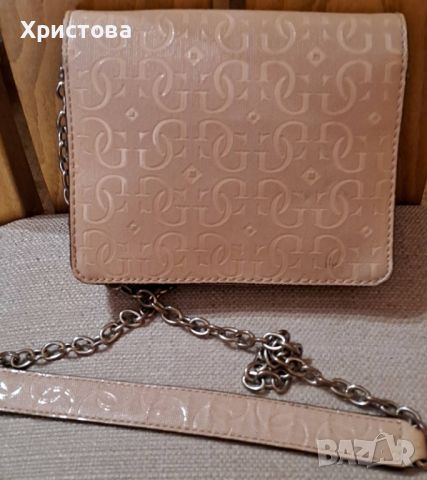 Оригинална чанта Guess използвана, снимка 6 - Чанти - 45615934