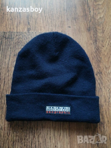 napapijri - страхотна зимна шапка , снимка 2 - Шапки - 53505551