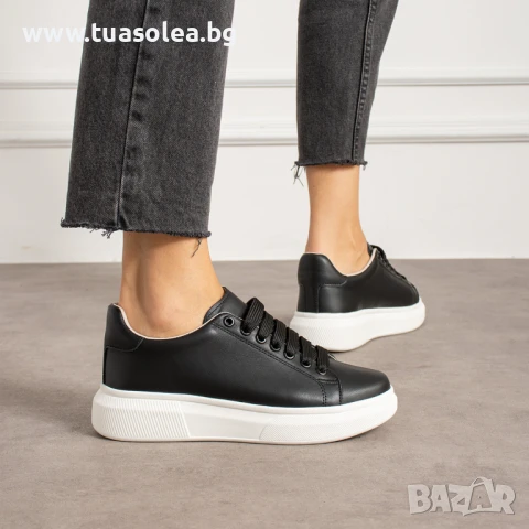 Олекотени дамски черни кецове от естествена кожа | Марка Tuasolea, снимка 1