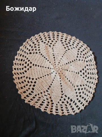 Ръчно Плетено Каре(терличка).На 1 кука., снимка 2 - Декорация за дома - 51348345