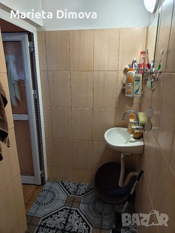 Продавам къща в село Козарско, снимка 7 - Къщи - 54255269