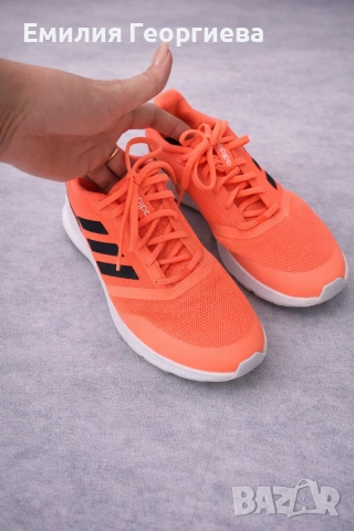 Дамски маратонки Adidas 42 номер- ярък, неонов цвят, снимка 3 - Маратонки - 53939371