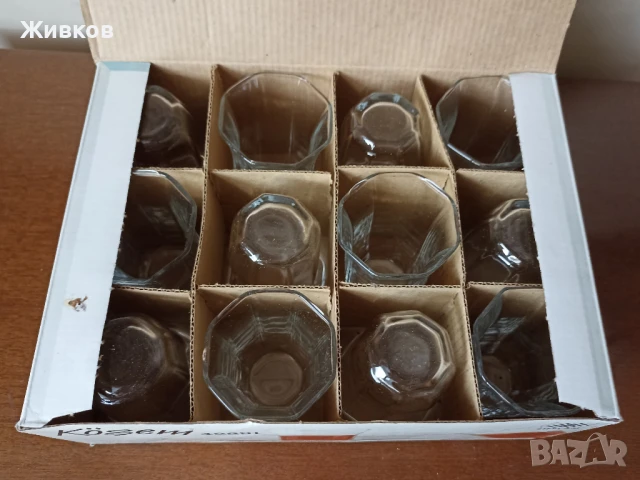 Комплект от 12 стъклени чаши за ракия и др., снимка 3 - Чаши - 51172231