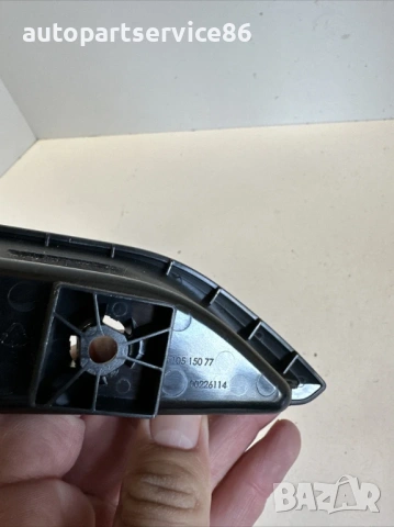 Бутон за заден ляв прозорец LHD за Peugeot 3008 1.2T (2022) 9810515077, снимка 2 - Части - 53615963