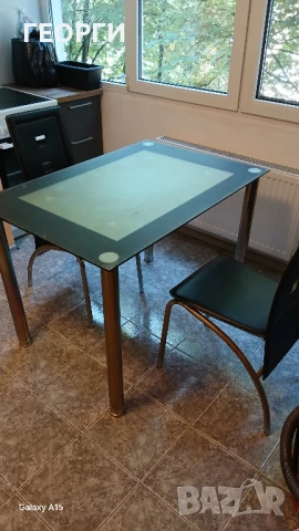 Трапезарна Стъклена маса размери дъл.1.10/ шир.75 / височина 75см КАТО НОВА 110лв, снимка 2 - Маси - 51316754