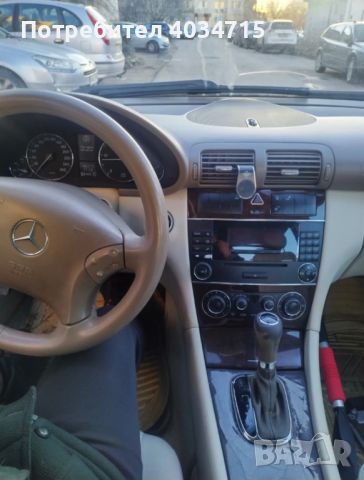 Mercedes-Benz C220, снимка 1 - Автомобили и джипове - 46203239