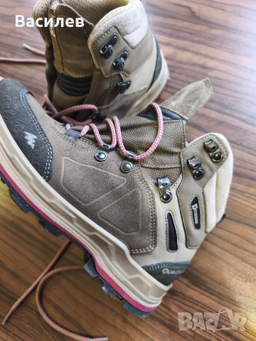 зимни боти, снимка 13 - Дамски боти - 53481233