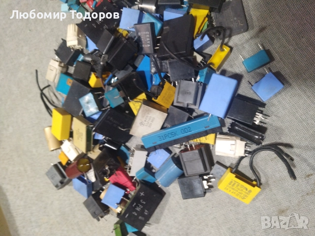 Електронна скрап или за пллзване ....24, снимка 11 - Друга електроника - 52194428