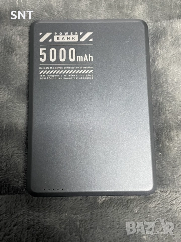  Mагнитна преносима външна батерия 5000mah  , снимка 3 - Клинове - 52965354