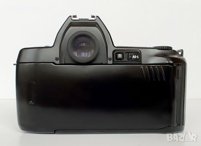 Филмов фотоапарат Nikon Af N8008  -за колекция, снимка 4 - Фотоапарати - 45253414
