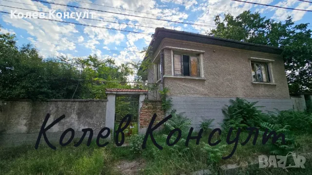 Продавам къща в село Брод., снимка 3 - Къщи - 46844316