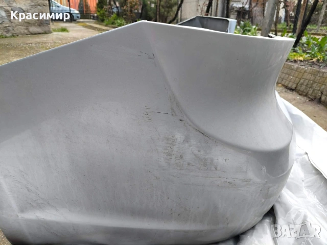 Продавам задна броня за Тойота-Авенсис комби Т27, снимка 5 - Части - 54034871