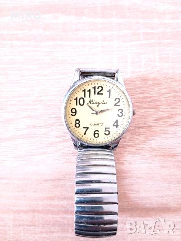 Кварцов часовник, снимка 1 - Мъжки - 45798105