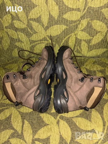 Туристически дамски обувки Renegade Ll Mid, снимка 4 - Дамски ботуши - 53013197