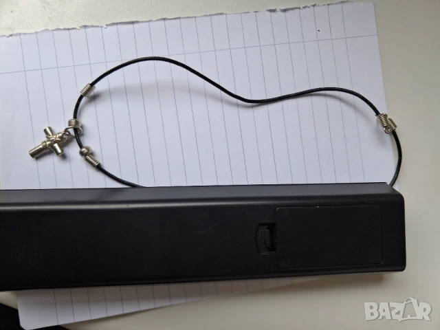 Колие с кожена каишка, снимка 2 - Колиета, медальони, синджири - 53143344