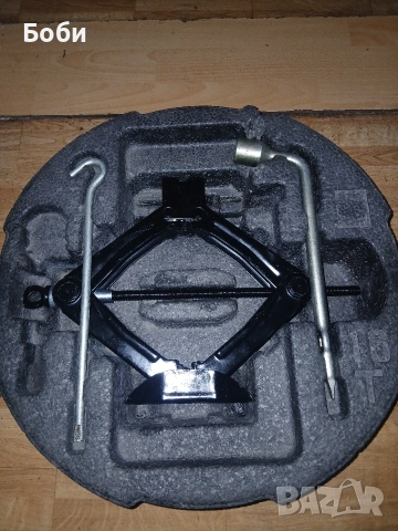 Органайзер с инструменти хюндай кия оем нов, снимка 4 - Аксесоари и консумативи - 52670647