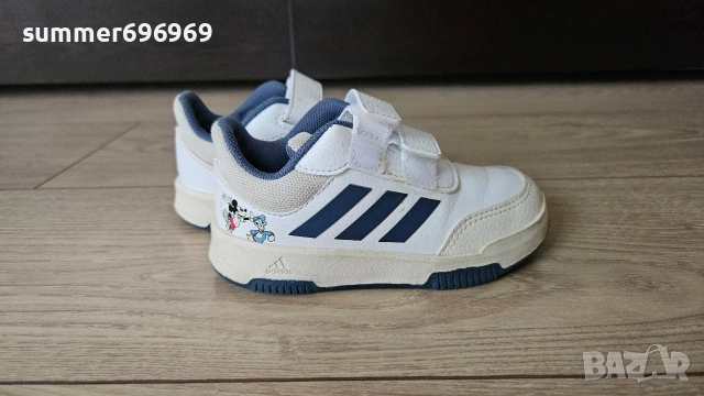 Детски маратонки adidas бели като нови, снимка 2 - Детски маратонки - 54049942