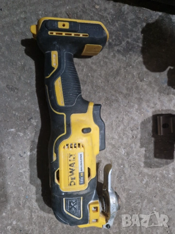 Инструменти dewalt за части, снимка 2 - Винтоверти - 53996546