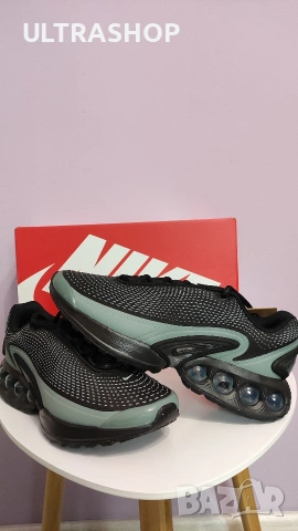 Нови с кутия Nike DN Номер 40 , снимка 9 - Маратонки - 53119497