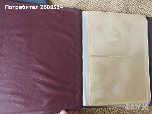 ЧЕТИРИ КОЖЕНИ ФИЛАТЕЛНИ КЛАСЬОРА /виж описанието/, снимка 7 - Филателия - 53998783