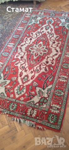 Персийски килим 1.70/0.9 Запазен Има малки забележки в двата края, снимка 4 - Други - 51116512