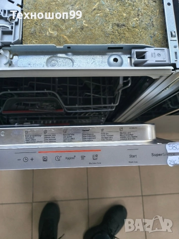 Съдомиялна машина Bosch 60cm, снимка 3 - Съдомиялни - 52748973