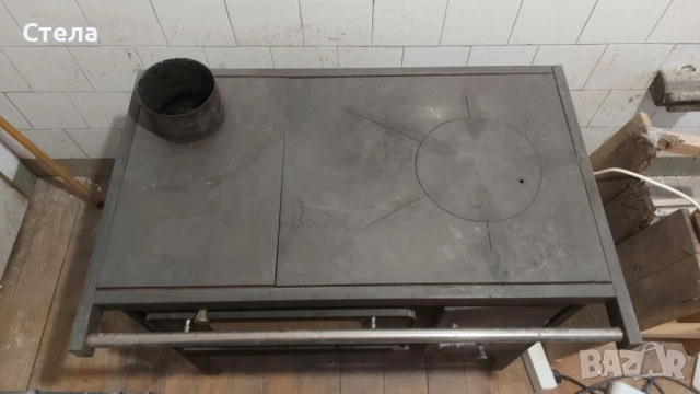 Продавам готварска печка на дърва