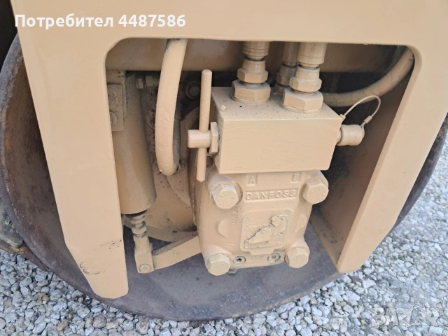 Двубандажен вибрационен валяк Benford/Terex/TV75, снимка 12 - Индустриална техника - 53262483