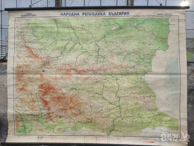 Огромна ретро стенна карта на България (205х160 см) – 1967 г. 