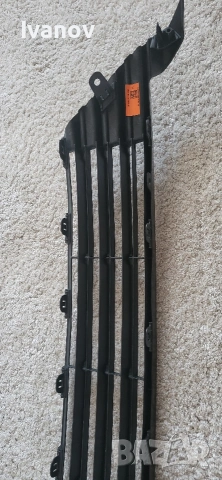 решетка в предната броня за Тойота Корола , снимка 5 - Части - 53797451