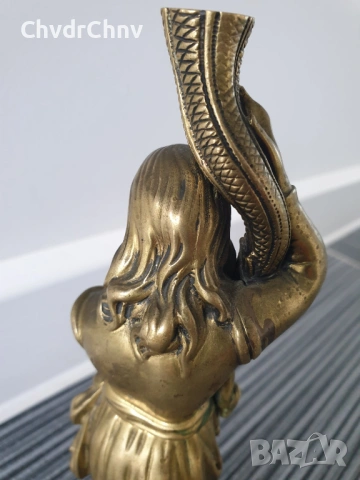 20см-2кг статуетка/стара френска бронзова фигура-надстройка за каминен часовник, снимка 5 - Антикварни и старинни предмети - 53481147