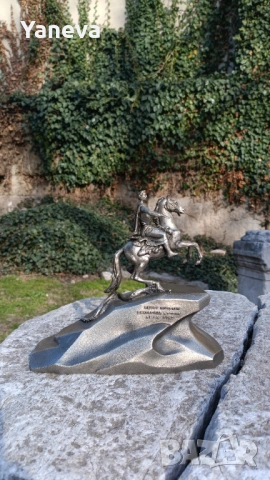 Руска скулптура "Медният конник“ , символ на Санкт Петербург.  , снимка 13 - Статуетки - 53772341